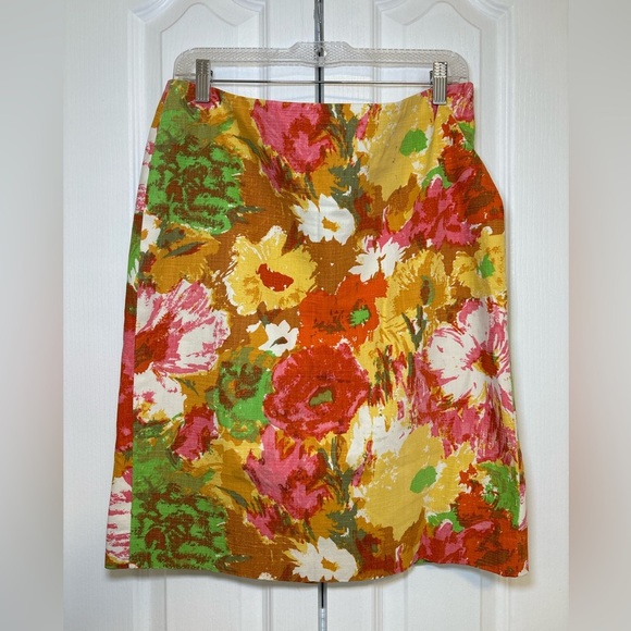 Talbots - Formal Feminine Business Casual Floral Print Women's Skirt in Size 8 - Picture 2 of 11